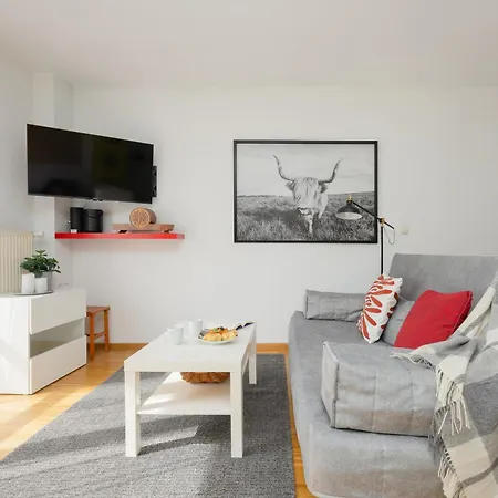 Sunny In The Heart Of By Renters דירה ורשה